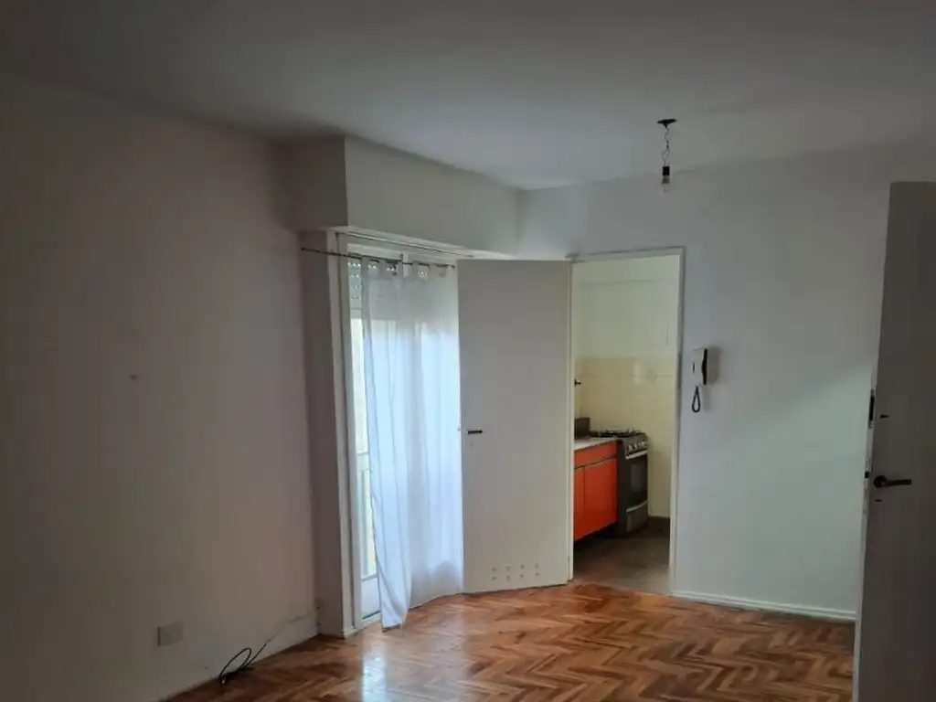 Foto de Alquiler de monoambiente en Floresta!!!!, imagen 1