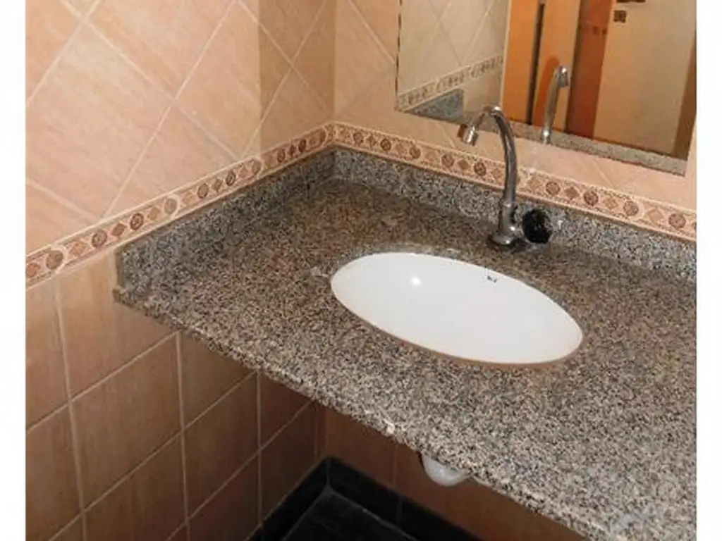 Foto de DEPARTAMENTO 2 AMBIENTES - MONSERRAT, CAPITAL FEDERAL, imagen 3