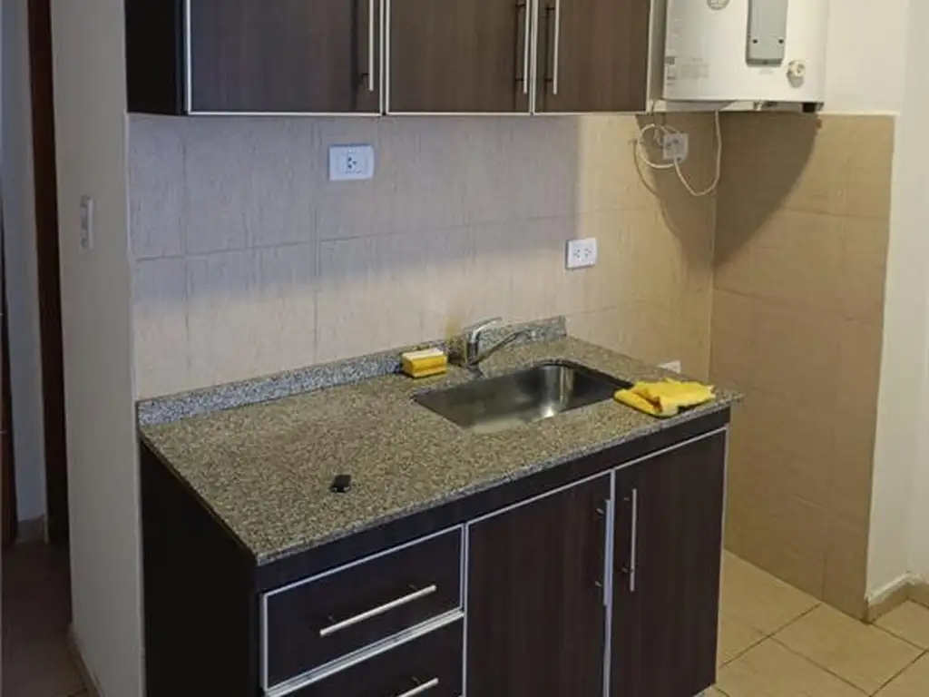 Foto de DEPARTAMENTO 1 AMBIENTE - MACROCENTRO, RESISTENCIA, imagen 3