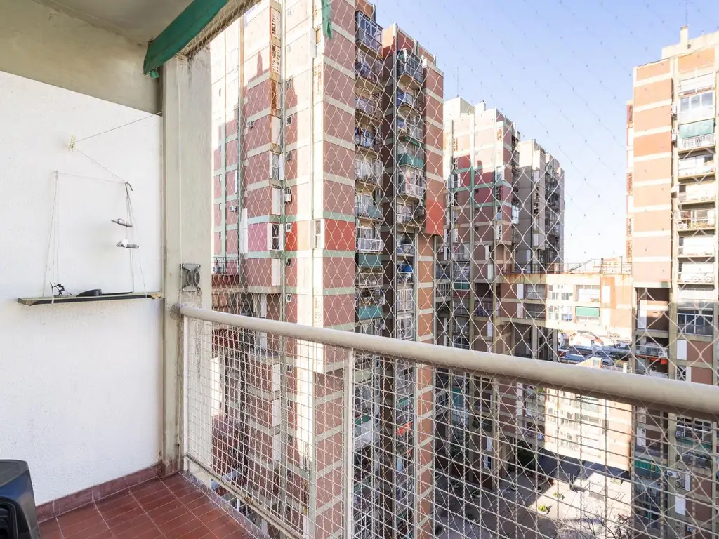 Foto de Venta Departamento 4 ambientes con balcon en Parque Patricios, imagen 2
