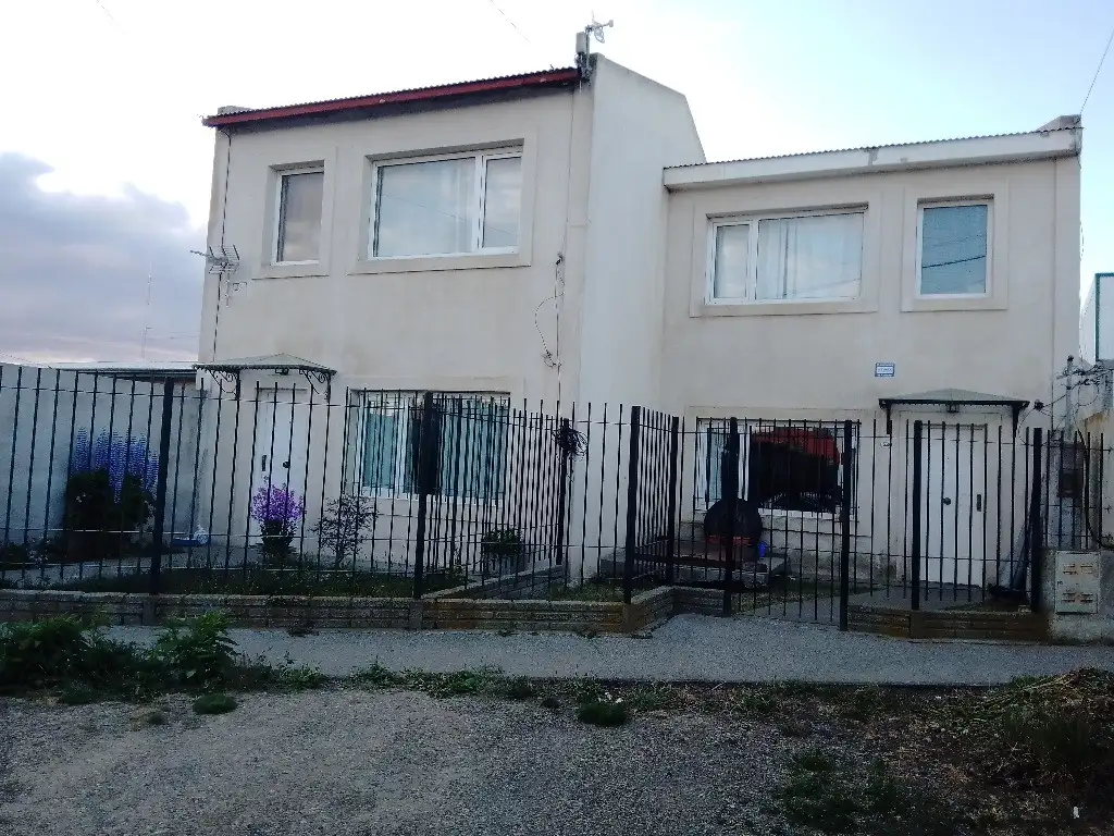 Foto de CASAS - DUPLEX - C.G.T., RÍO GRANDE, imagen 1