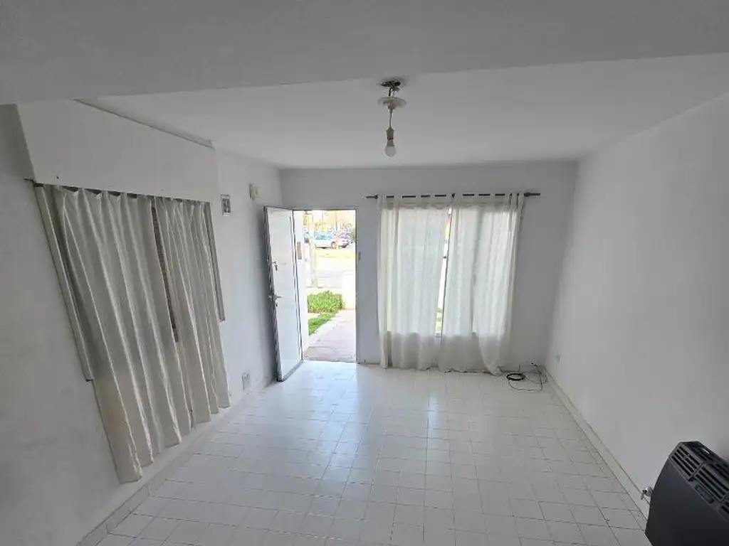 Foto de Duplex de 2 dormitorios - Asfalto - Ampliable, imagen 1