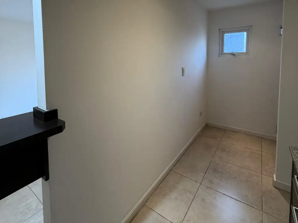 Foto de DEPARTAMENTO 2 AMBIENTES - MUTUAL, RÍO GRANDE, imagen 1