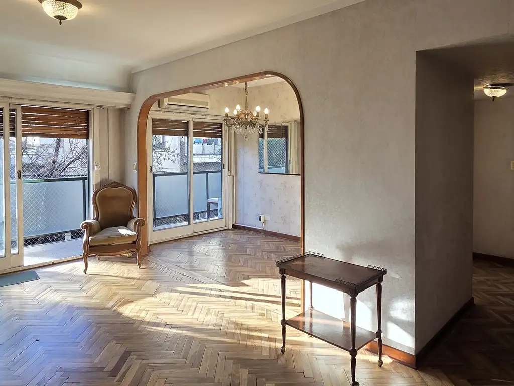 Foto de DEPARTAMENTO 6 AMBIENTES CON BALCÓN AL FRENTE VILLA CRESPO, imagen 1
