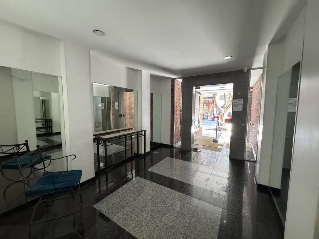 Foto de 3 AMBIENTES EN EXCELENTE ESTADO PATIO CUBIERTO Y LAVADERO; COCINA, imagen 2