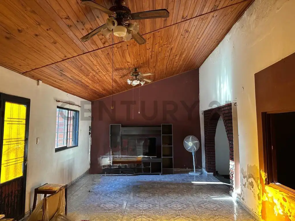 Foto de 80 ENTRE 133 Y 134 - CASA EN VENTA DE 3 DORMITORIOS, CON LOTE DE 400M2, imagen 1