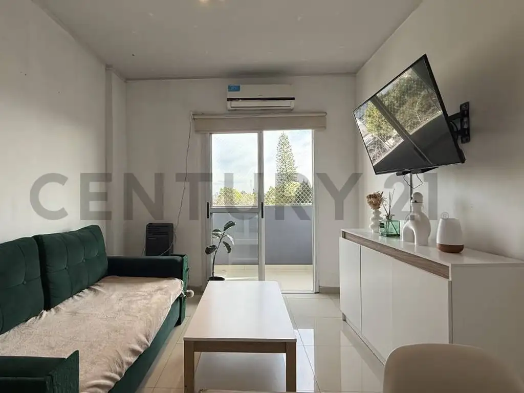 Foto de 19 entre 36 y 37 - DEPARTAMENTO EN VENTA DE UN DORMITORIO Y COCHERA, imagen 1