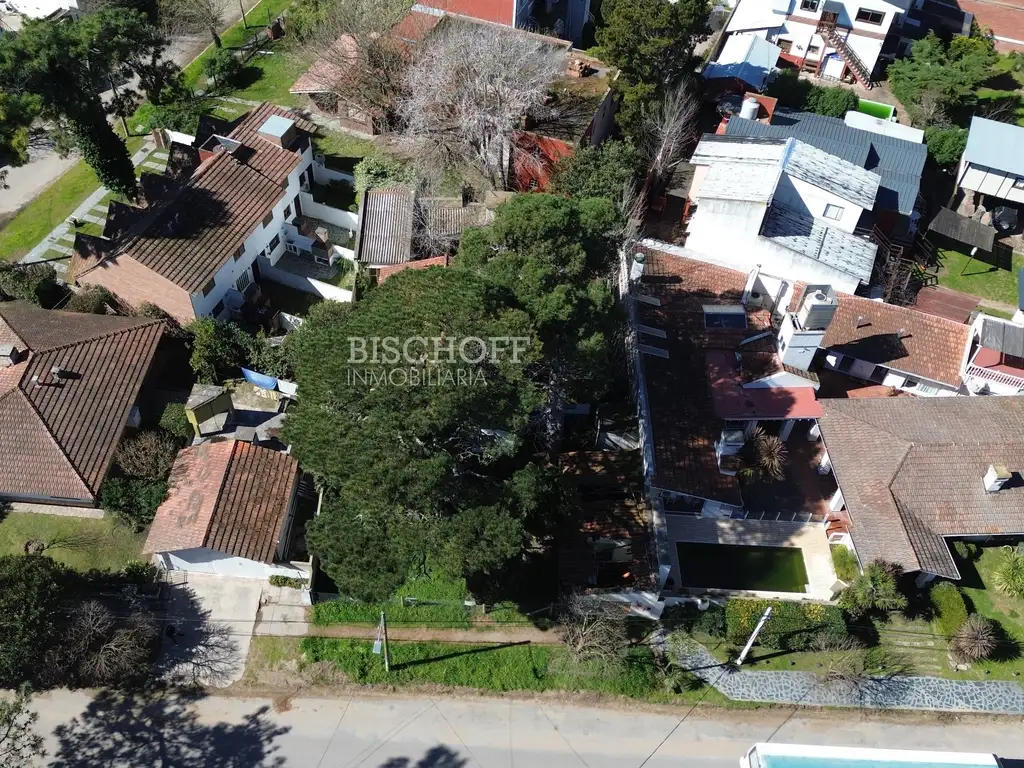 Foto de EXCELENTE TERRENO MULTIFAMILIAR, ZONA CENTRO, VILLA GESELL, imagen 2