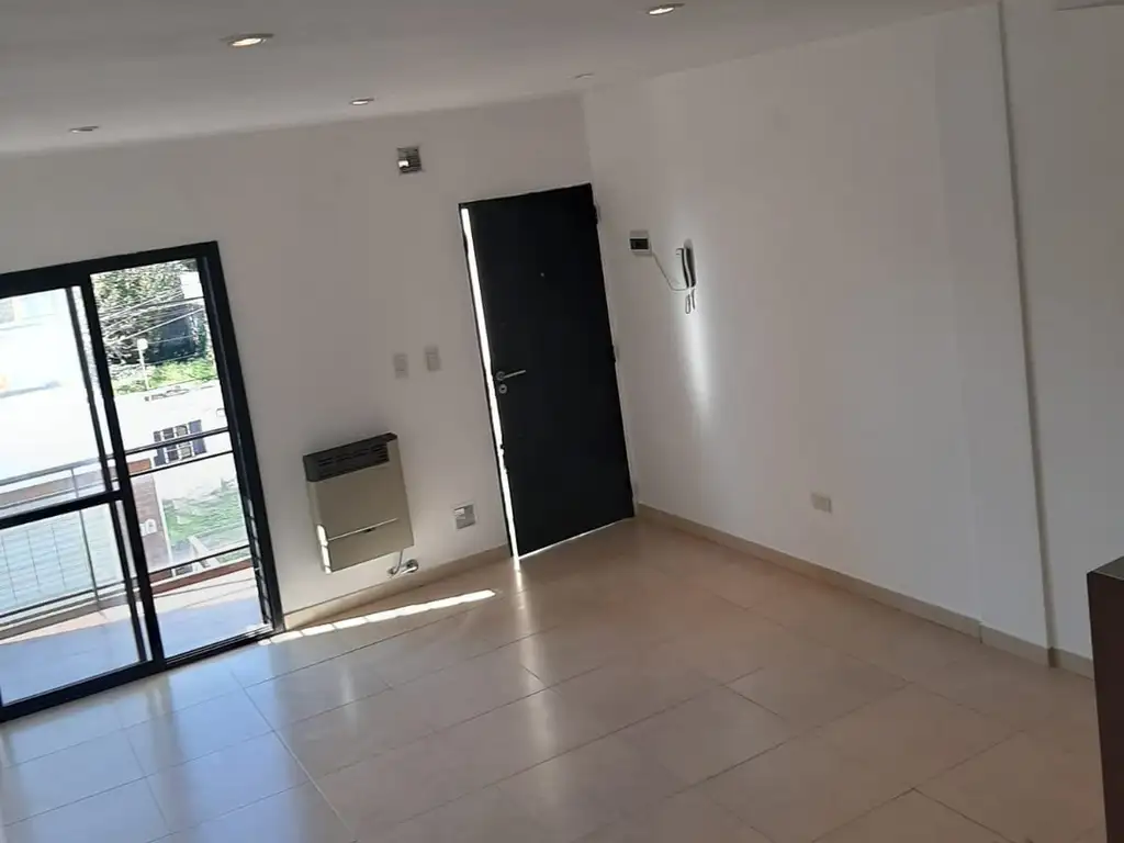 Foto de Departamento 2 ambientes en alquiler Quilmes, imagen 5