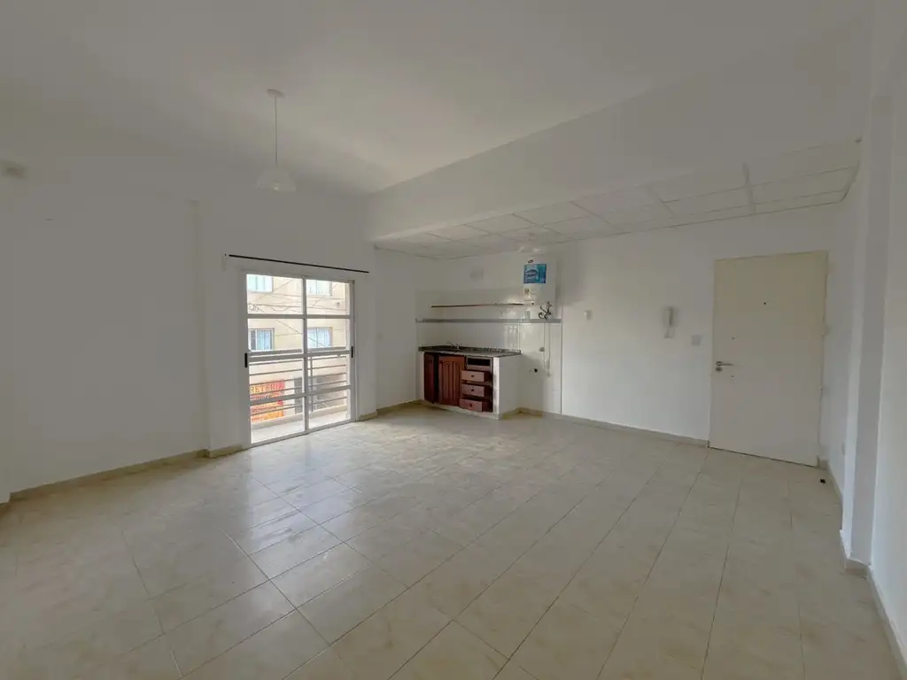 Foto de Departamento - Alquiler - Argentina, Ezeiza - Presidente Peron 690, imagen 2