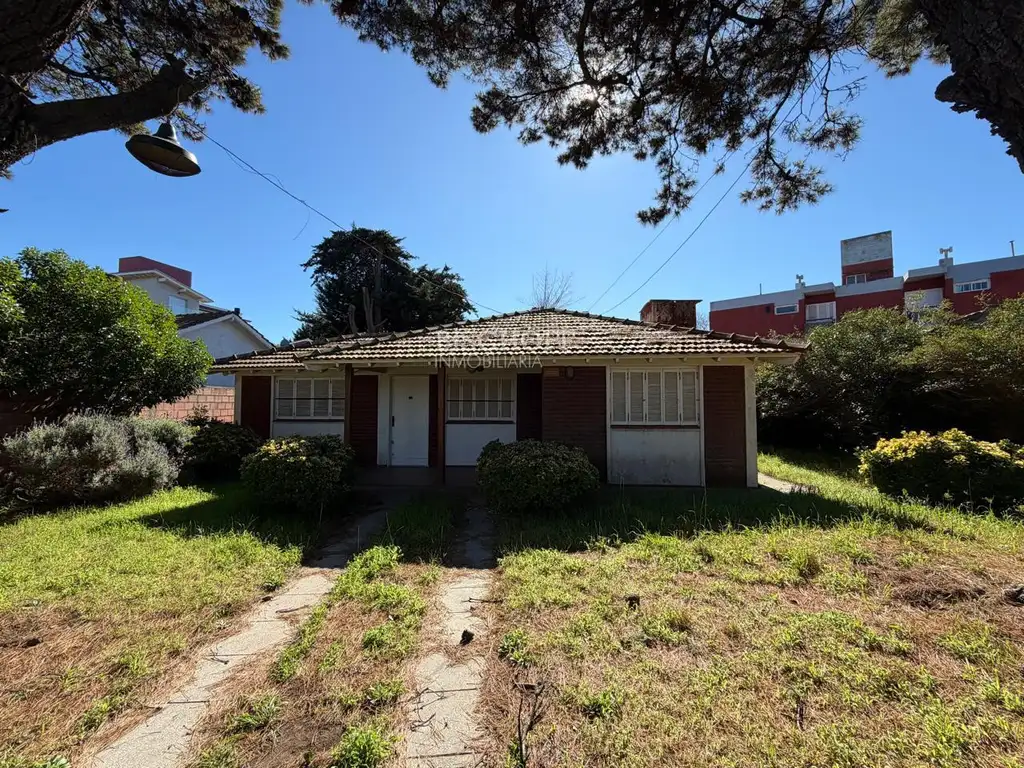 Foto de CASA DE 4 AMBIENTES A DOS CUADRAS DEL MAR, ZONA SUR, imagen 4
