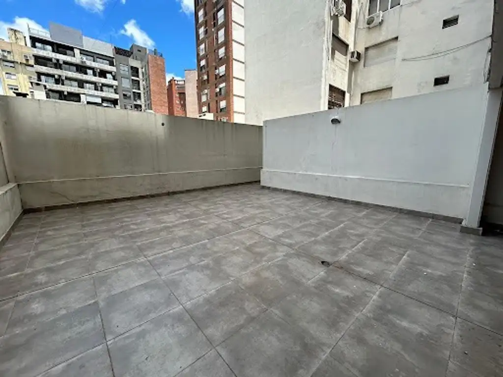 Foto de Venta 1 dormitorio con patio 87 M2, imagen 2