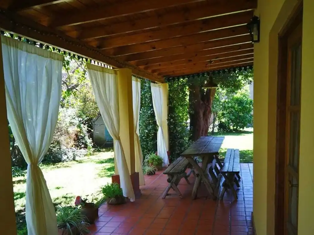 Foto de Casa en Venta en Roque Perez, imagen 5