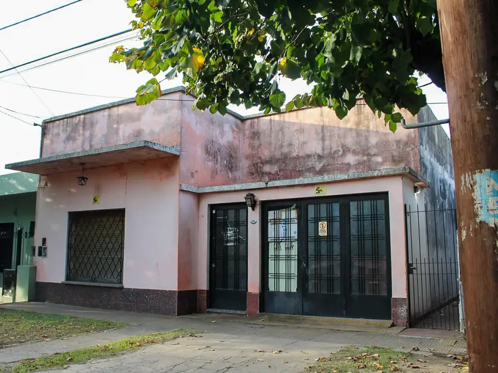 Foto de Casa de 3 ambientes con cochera y terraza en Parque San Martín, imagen 4