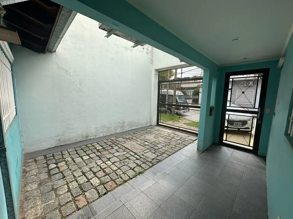 Foto de Casa en Venta en San Andres, San Martin, G.B.A. Zona Norte, imagen 3