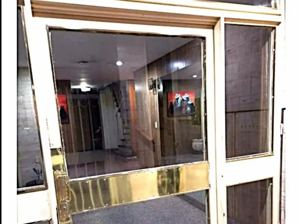 Foto de OPORTUNIDAD - EXCELENTE DEPARTAMENTO EN FLORES A MTS DE AV.RIVADAVIA, imagen 2
