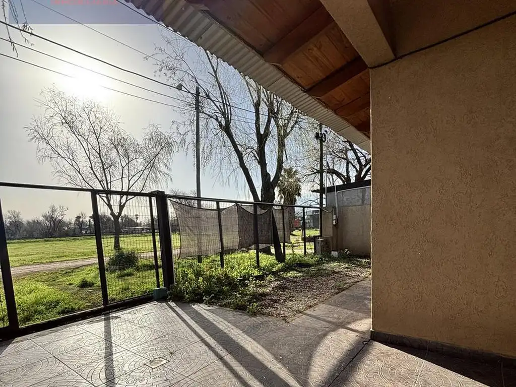 Foto de Casa en ROLDÁN - altura ruta 9 y A012, imagen 1