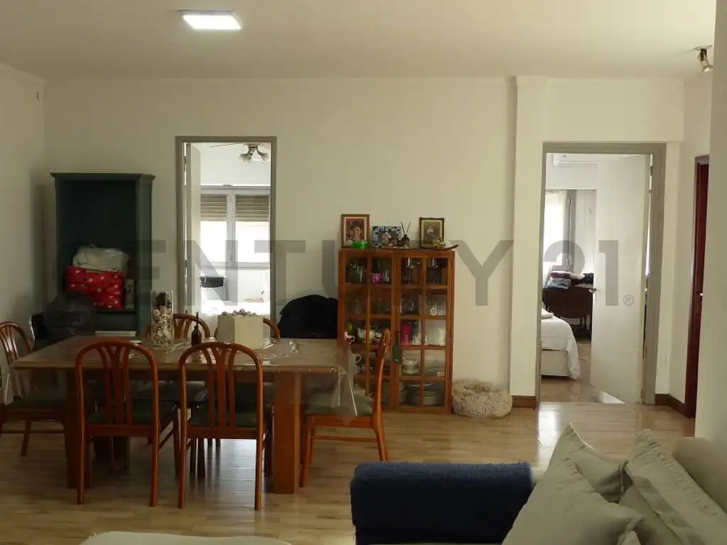 Foto de VENTA 2 PH, 7 AMB PB Y PA AL FRENTE, imagen 2