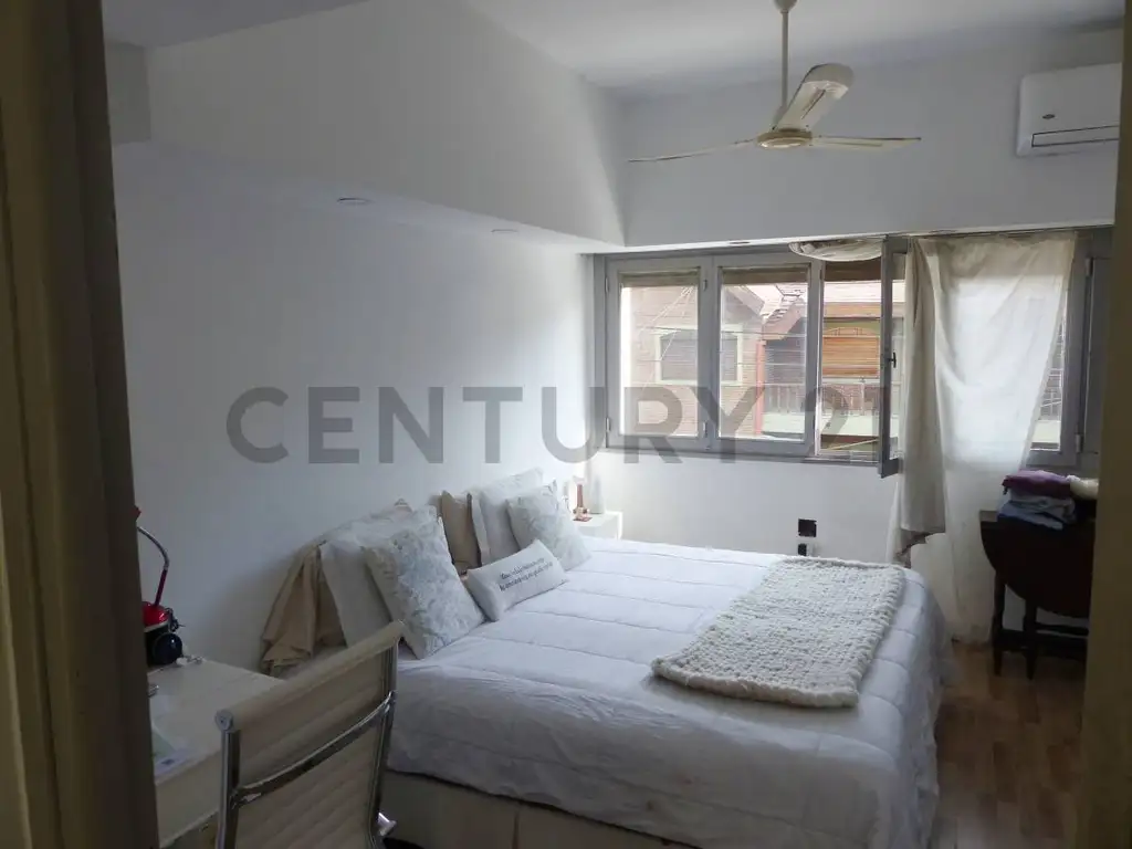 Foto de VENTA 2 PH, 7 AMB PB Y PA AL FRENTE, imagen 4