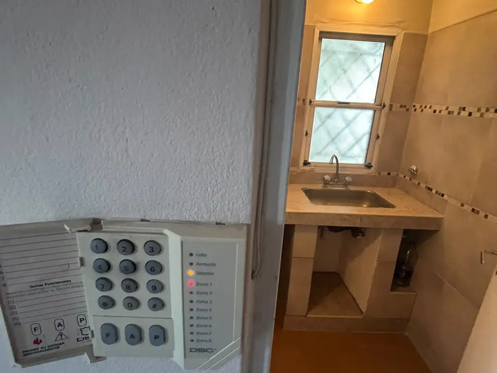Foto de Oficina / consultorio en alquiler en Escobar Centro, imagen 1