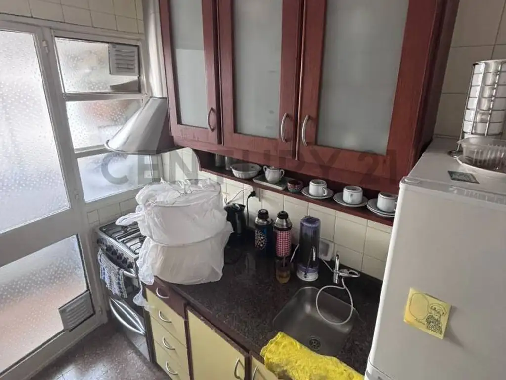 Foto de VENTA DEPARTAMENTO CENTRICO LA PLATA 48 E/ 8 Y 9 1 DORMITORIO !!, imagen 2