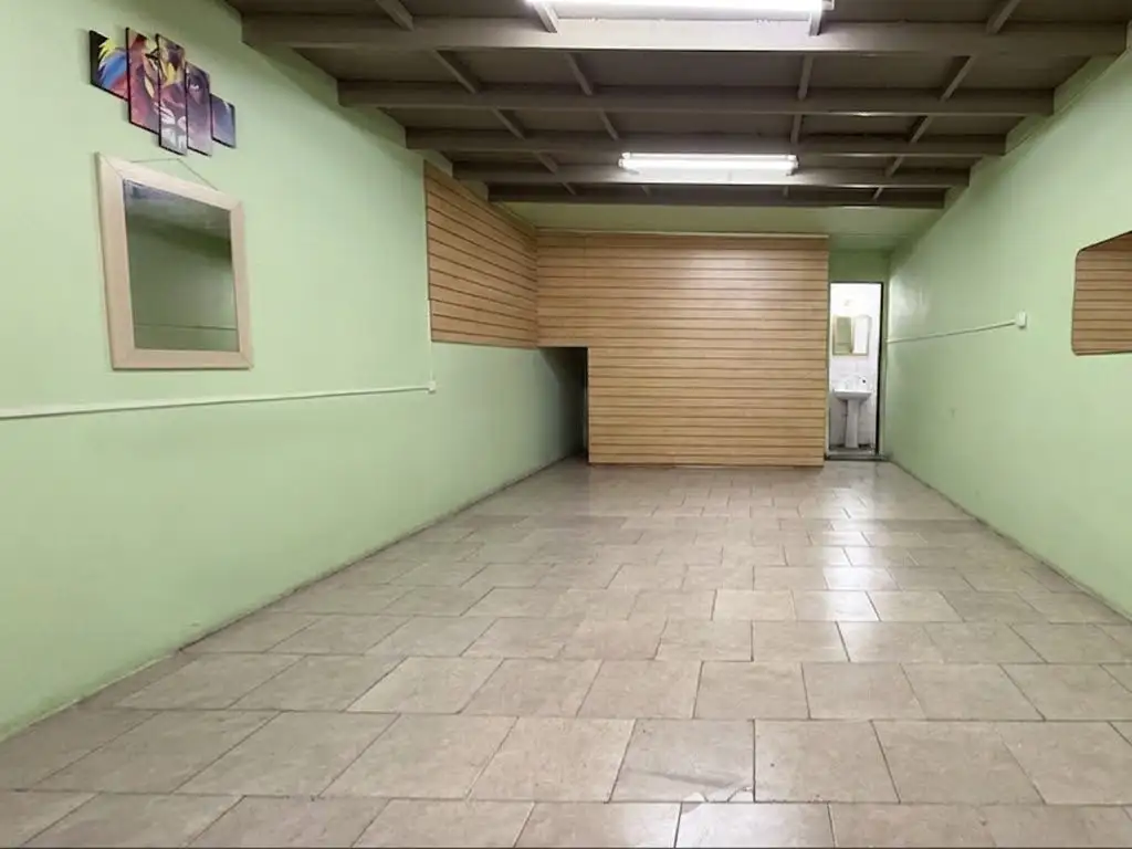Foto de Local comercial en venta ubicado en Parque Patricios, imagen 3