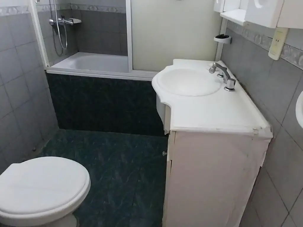 Foto de VISTA AL RIO DE LA PLATA PISO 26 DUPLEX 3 + COCHERA, imagen 3