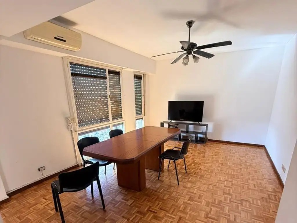 Foto de VISTA AL RIO DE LA PLATA PISO 26 DUPLEX 3 + COCHERA, imagen 5