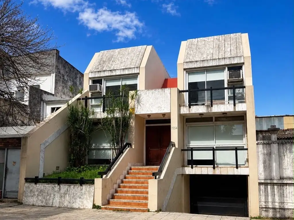 Foto de ?? Se Vende Hermosa Casa de 280m2 cubiertos en 2 plantas con Quincho, imagen 1