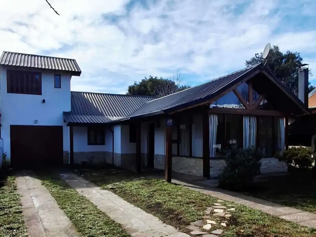Foto de Casa en venta + monoambiente en San Martin de los Andes, imagen 1