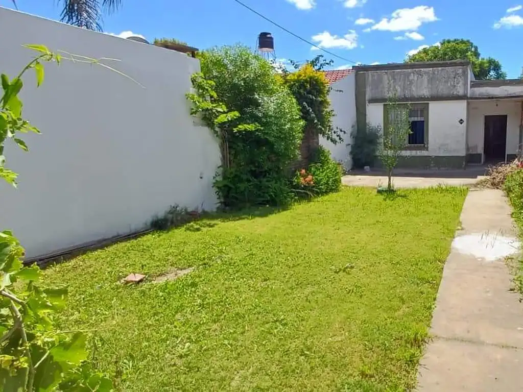 Foto de Venta | Casa | 2 Dormitorios | Capitán Bermúdez | Barrio Celulosa, imagen 2