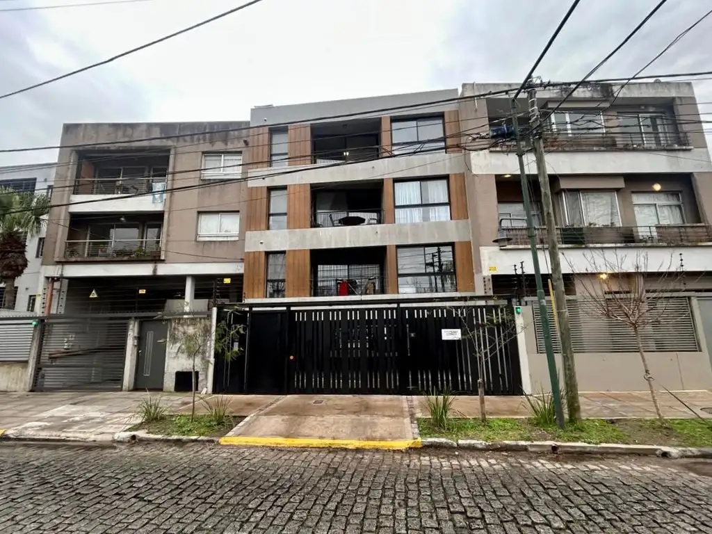 Foto de Cochera - OPORTUNIDAD - a mts, de Av. Centenario, imagen 1