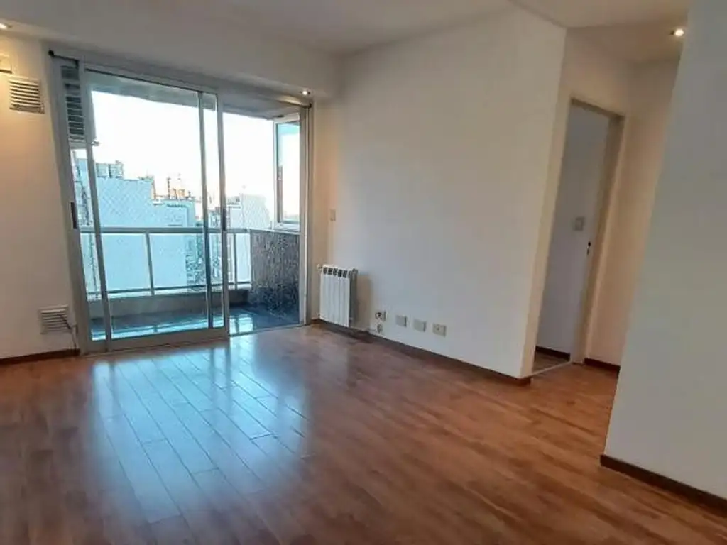 Foto de 2 ambientes con balcón - Impecable !!!, imagen 1