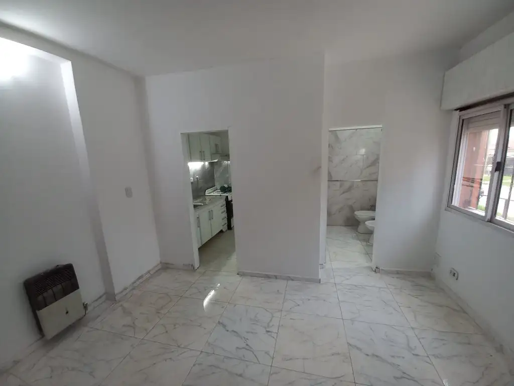 Foto de Alquiler. Duplex 3 amb. R Peña 1950, San Miguel, imagen 2