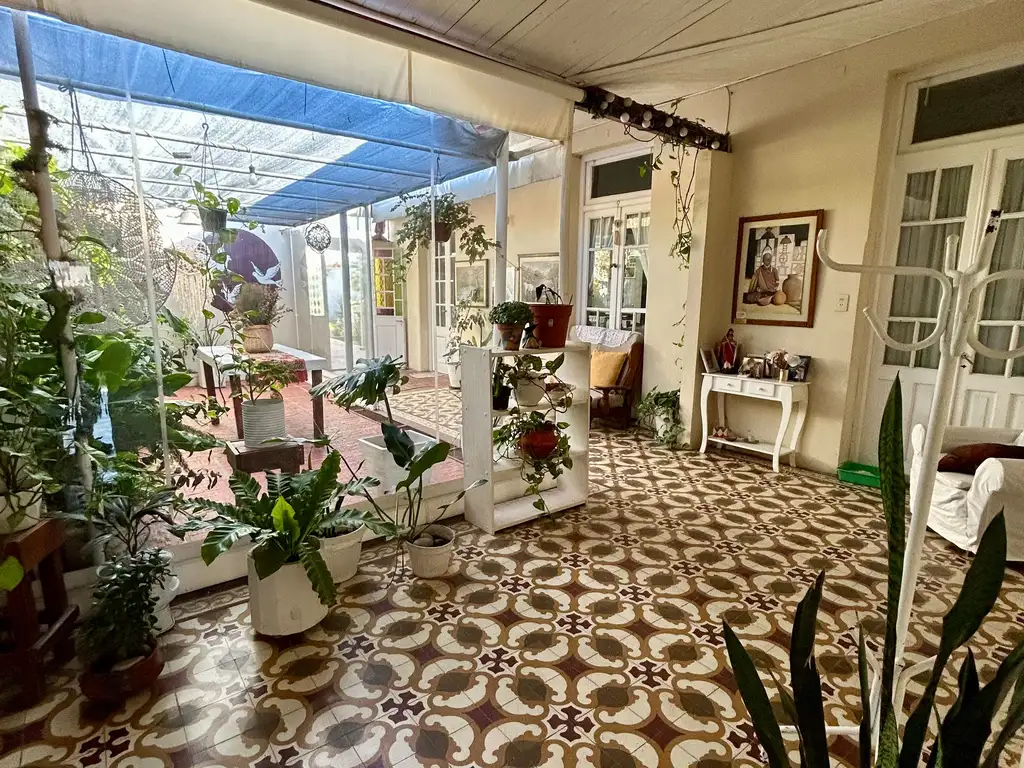 Foto de VENTA - CASA CON DEPARTAMENTO EN BARRIO SAN JOSE., imagen 5