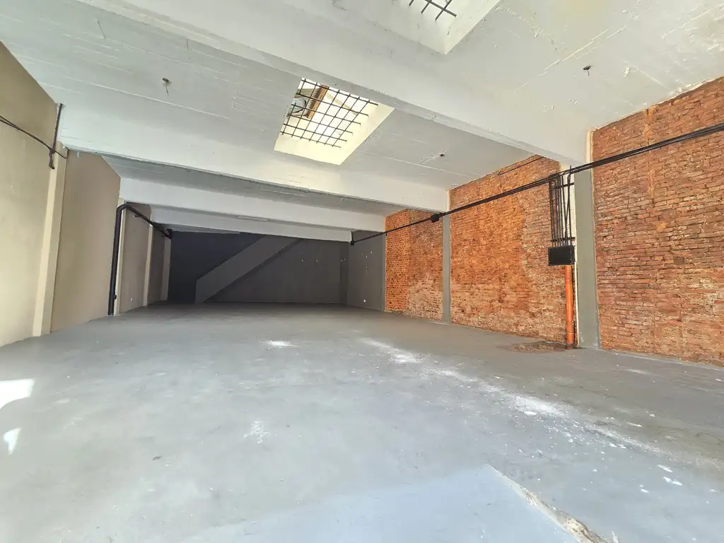 Foto de GALPÓN EN ALQUILER – MATADEROS | 300 M² CUBIERTOS + 100 M² DESCUBIERTOS, imagen 3