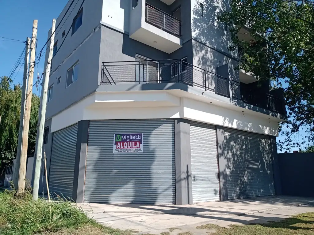 Foto de DEPARTAMENTO IMPECABLE TRES AMBIENTES EN BERAZATEGUI, imagen 1