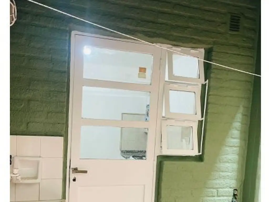 Foto de Departamento un dormitorio con Patio en alquiler - zona centro, imagen 2