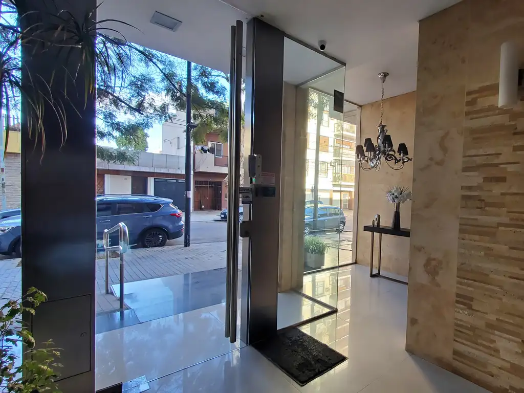 Foto de EXCEPCIONAL DEPARTAMENTO HECHO A NUEVO – UN LUJO, 2 AMBIENTES CON SUM, imagen 1