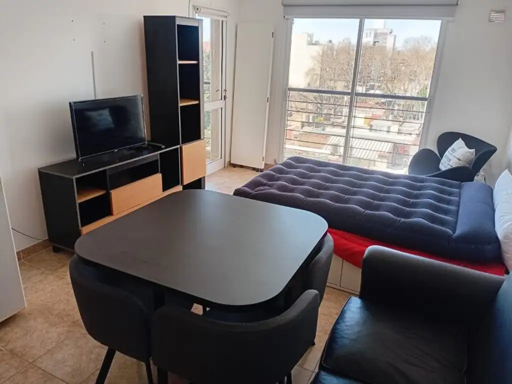 Foto de Alquiler - Monoambiente Amoblado con Balcón – Lavalle 683, 6° Piso, imagen 2