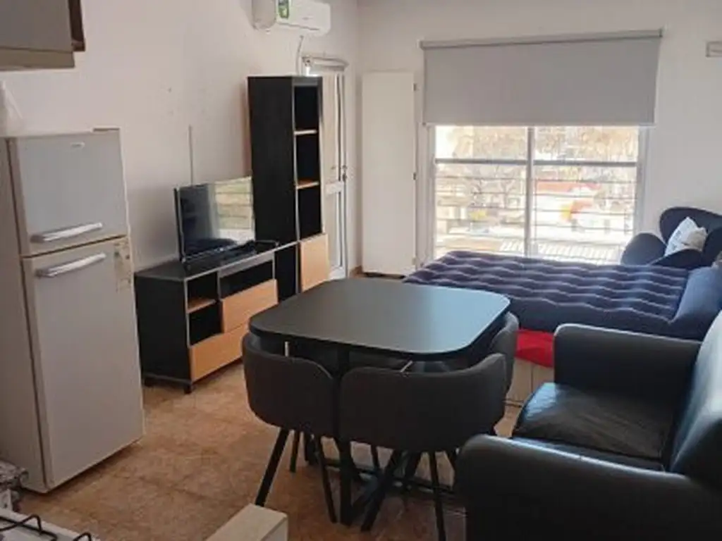 Foto de Alquiler - Monoambiente Amoblado con Balcón – Lavalle 683, 6° Piso, imagen 1