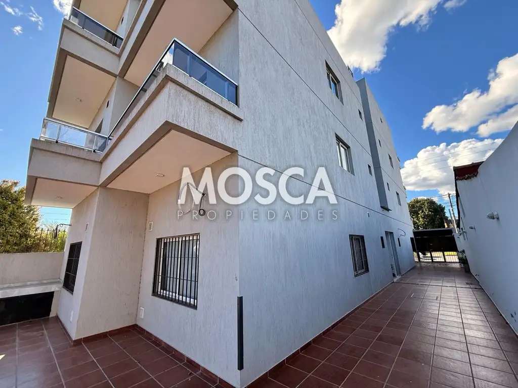 Foto de Monoambiente en alquiler Moreno centro, imagen 2