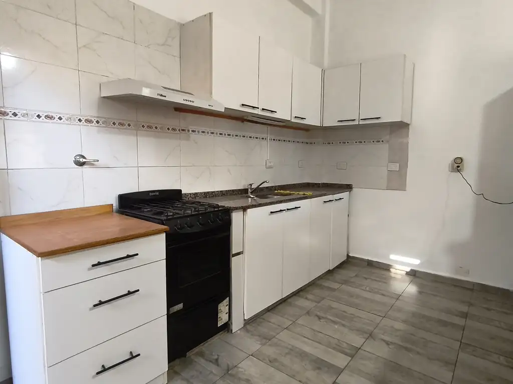 Foto de Departamento tipo casa a metros de Estacion Ferrocarril Urquiza, imagen 4