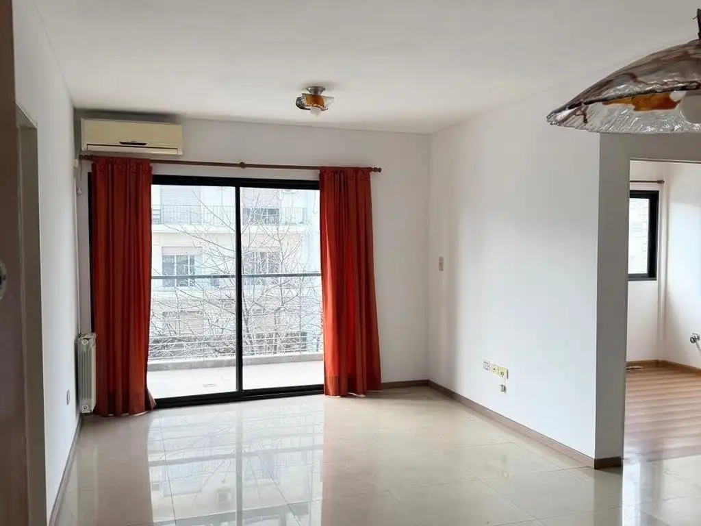 Foto de Alquiler 2 ambientes de 53 m2 frente con balcón. Edificio con pileta, imagen 5
