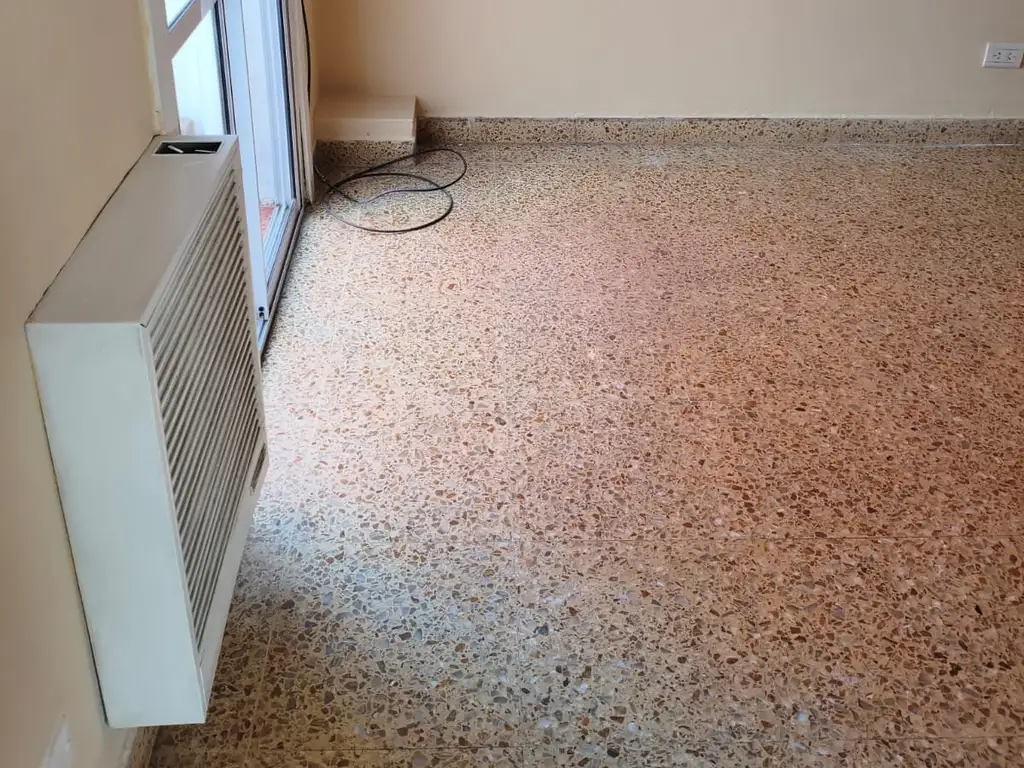 Foto de Alquiler de amplio dos ambientes con patio en Wilde Centro, imagen 4