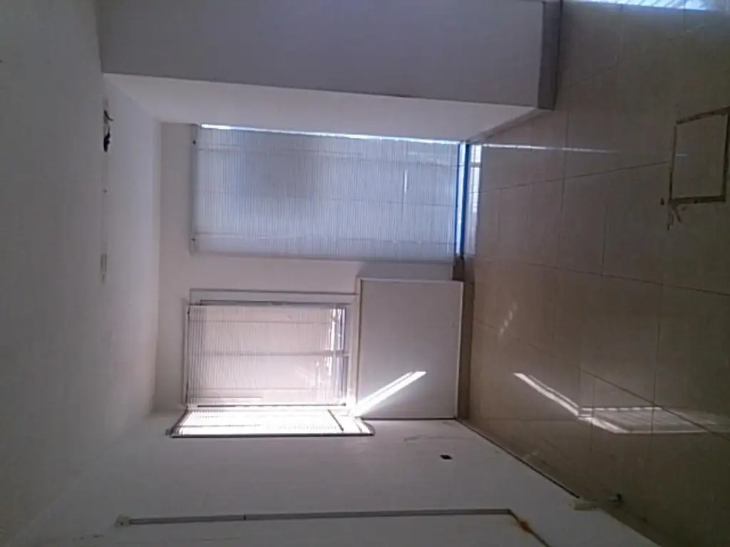 Foto de ALQ LOCAL C/ BAÑO Y COCINA, imagen 1