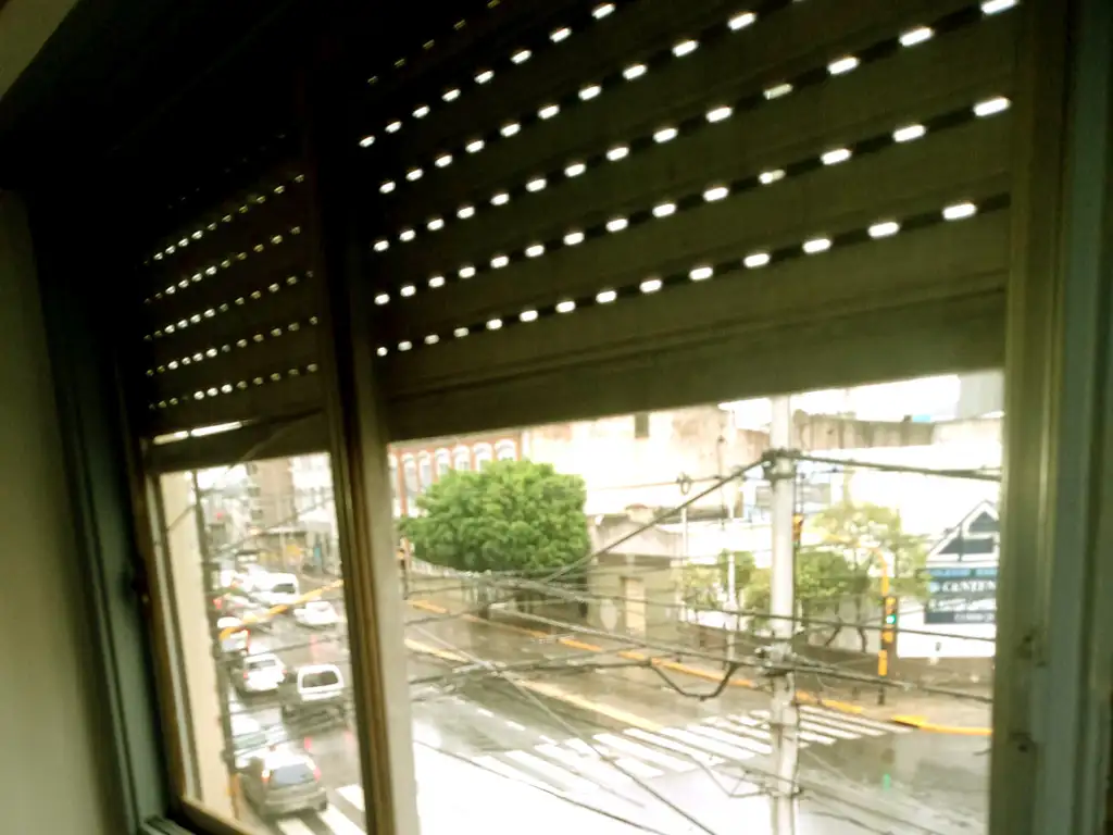 Foto de DEPARTAMENTO 2 AMBIENTES CON BALCON Y VISTA AL FRENTE. LAVALLE 97 PISO, imagen 5