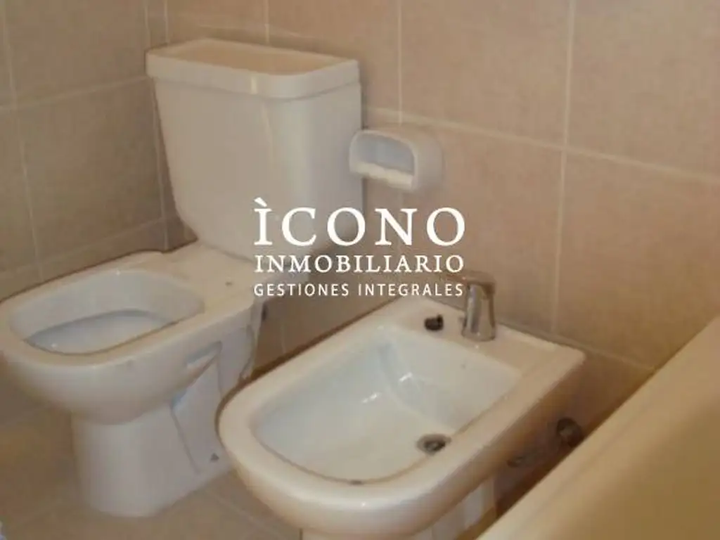 Foto de MONOAMBIENTE FTE CON BALCÓN PROXIMO A SUBTE Y FACULTAD UAI., imagen 5