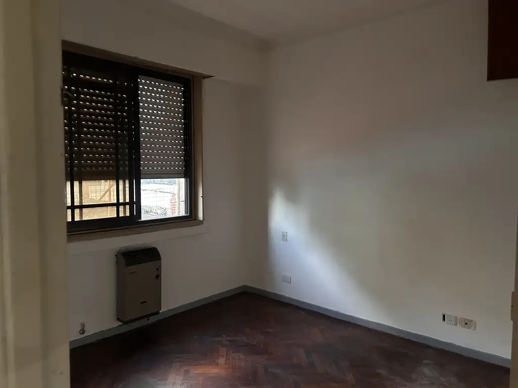Foto de ALQUILER DEPARTAMENTO DE 3 AMBIENTES - 2 BAÑOS - AMPLIA COCINA - APTO, imagen 4