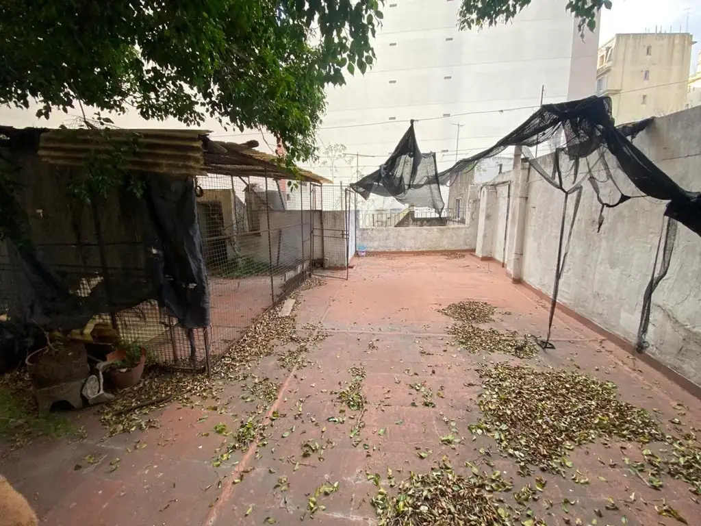 Foto de CABALLITO | LOTE PARA DESARROLLO | PB + 10 PISOS + 2 RETIROS, imagen 2